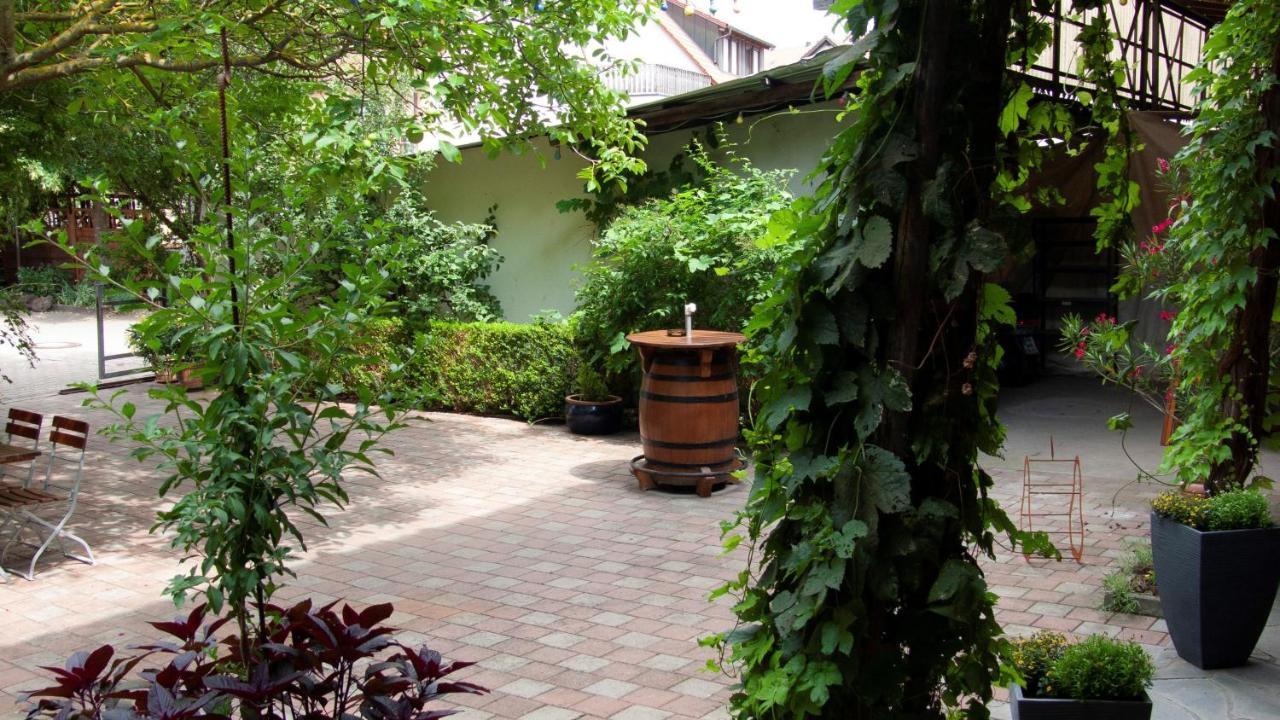 Apartmenthaus "Zum Birnbaum" Rosstal Exterior photo